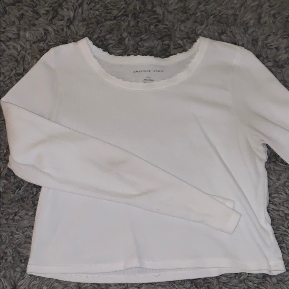 American Eagle white waffle knit shirt